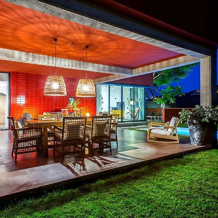 ヴィラ Golf Premium サロブレ